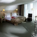 Rixwell Elefant Hotel 4*