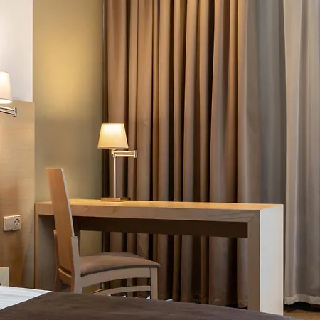 Отель Rixwell Elefant 4*