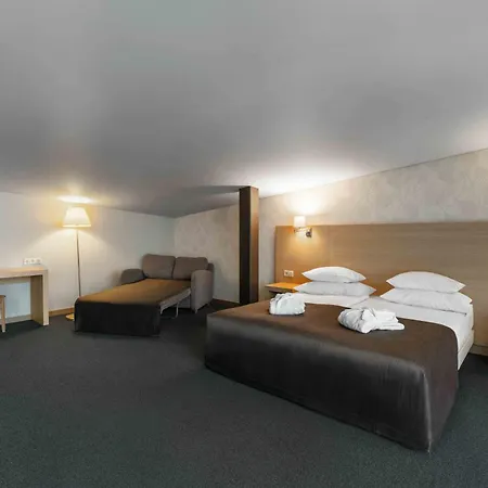 Rixwell Elefant 4*